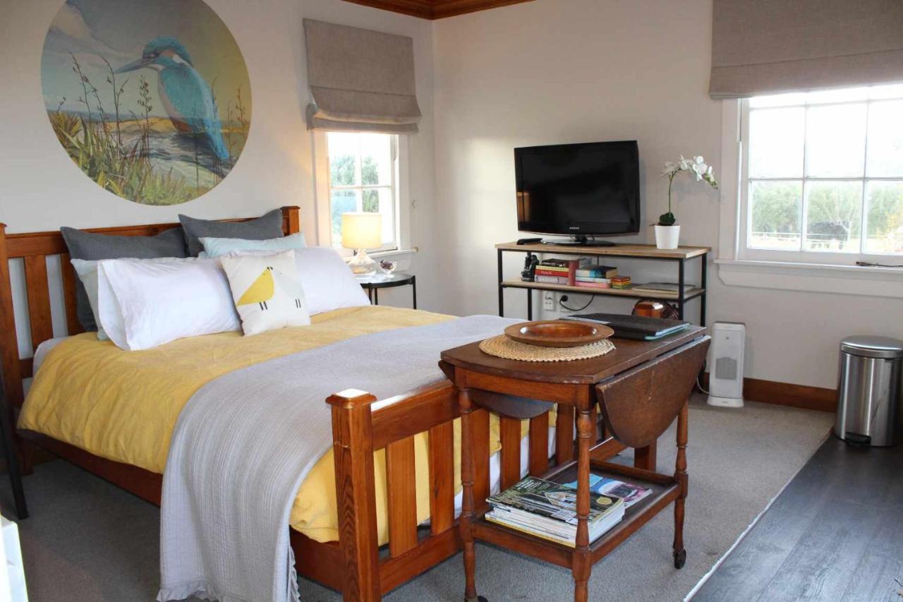 The Studio - Huntly House Auckland Bagian luar foto